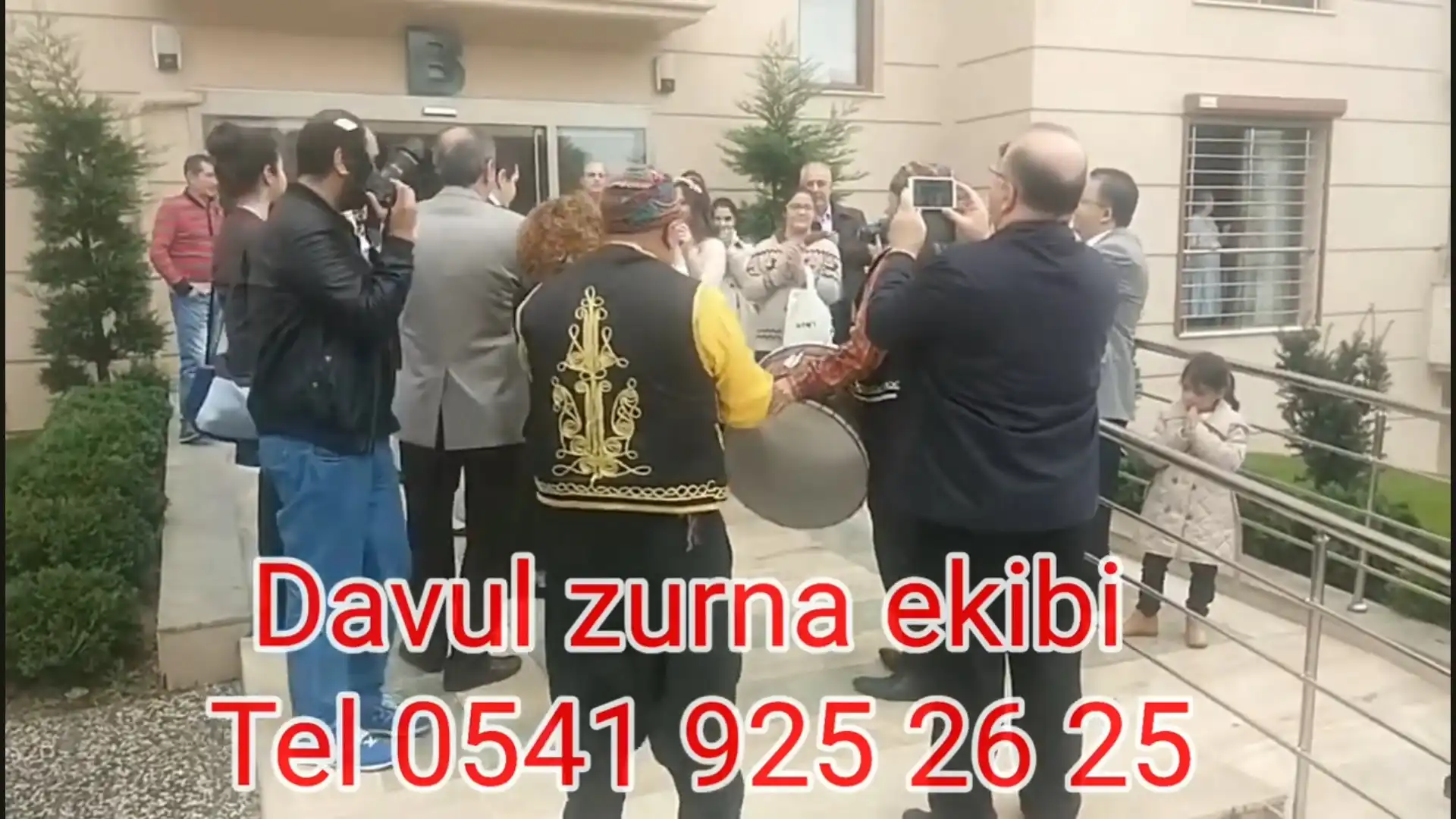 İstanbul Davulcu 0541 925 26 25 - Davul Zurna Ekibi Kiralama 12 Davullu zurnalı gelin alma eğlencesi İstanbul
